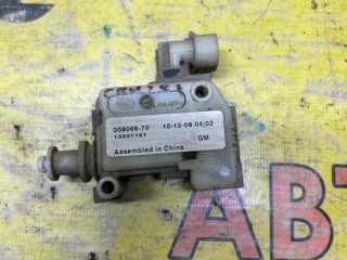 Сервопривод лючка бензобака, ориг. номер 13501151, Chevrolet Cruze J300 2008-2012