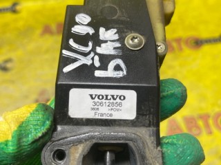 Сервопривод лючка бензобака, ориг. номер 30612856, Volvo XC90 2002-2006