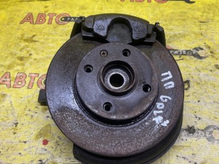 Поворотный кулак передний правый Volkswagen Golf Mk3 1991-2000