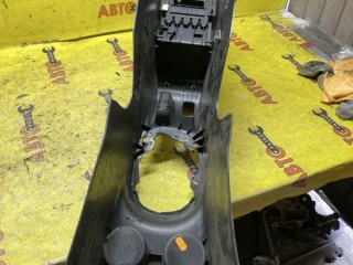 Подлокотник, ориг. номер 822283, Dodge Stratus 2000-2003