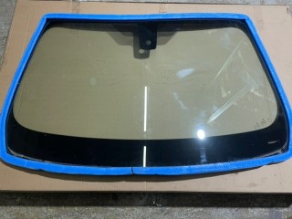 Лобовое стекло BMW 5 F10 2009-2013