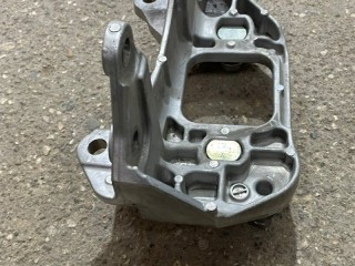 Кронштейн опоры двигателя, ориг. номер 112544BB1A, Nissan X-Trail T32 2013-2019