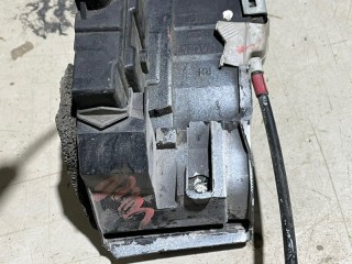 Замок двери правый, ориг. номер 82500BA60A, Nissan Juke F15