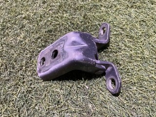 Петля двери задняя правая, ориг. номер 824004EA0A, Nissan Qashqai