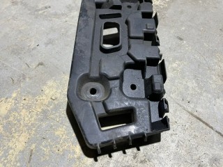 Кронштейн бампера передний правый, ориг. номер 622227706R, Renault Dokker 2012-2020
