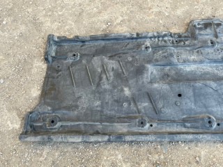 Защита днища правая, ориг. номер 6RU825202A, Volkswagen Polo 5 2009-2014