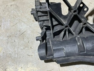 Кронштейн передней панели, ориг. номер A2136206500, Mercedes-Benz GLC W253 2015-2019