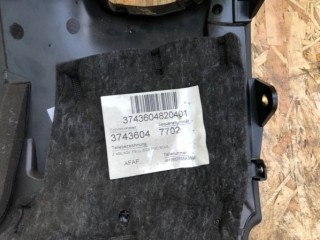 Подрулевой пластик левый, ориг. номер 4H1857005A, Audi A8 D4 2009-2014