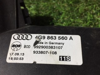 Привод шторки багажника, ориг. номер 4G9863560A, Audi RS6 C7 2012-2014