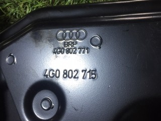 Кронштейн крепления запасного колеса, ориг. номер 4G0802715, Audi RS6 C7 2012-2014