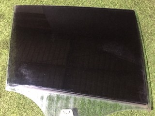 Стекло двери заднее правое, ориг. номер 5K6845026C, Volkswagen Golf R line MK6 VI 6