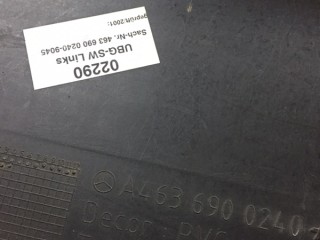 Обшивка глухого стекла задняя левая, ориг. номер A4636900240, Mercedes-Benz G-class 400 CDI W463 1990-2006