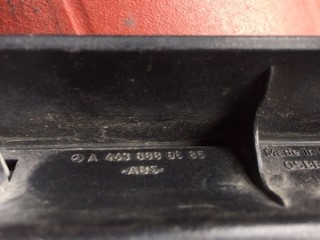 Накладка решетки радиатора правая, ориг. номер A4638880685, Mercedes G-class W463 463