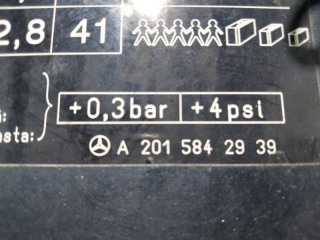 Крышка лючка бензобака, ориг. номер A2015842939, Mercedes-Benz C200 w202