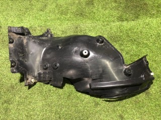 Подкрылок передний правый, ориг. номер 51718060082, BMW M5 CS F90