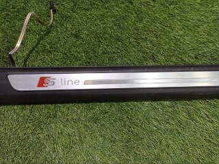 Накладка на порог S-Line. передняя правая, ориг. номер 4M0947406B, Audi Q7 II 4M 2015-2019