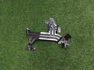 Опора шторки багажника левая, ориг. номер 51477438253, BMW X5 G05 2018-2023