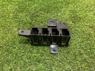 Кронштейн блока кнопок, ориг. номер 684921KK0A, NISSAN X-TRAIL T32 2013-2019