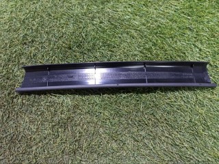 Накладка двери задняя правая, ориг. номер 51337384944, BMW 5 G30 LCI G30 Lci
