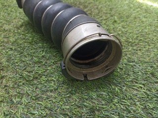 Патрубок интеркулера, ориг. номер 11618571024, BMW 5 G30 LCI G30 Lci