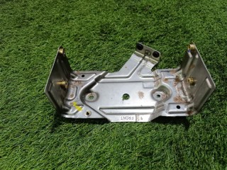 Кронштейн подлокотника, ориг. номер 51169252105, BMW X5 M 50D F15 2013-2018