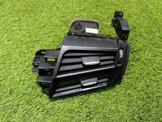 Дефлектор обдува правый, ориг. номер 64229270517, BMW X5 M 50D F15 2013-2018