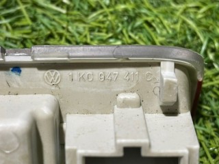 Фонарь подсветки салона, ориг. номер 1K0947411C, Porsche Cayenne GTS 958 2010-2014