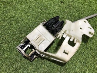 Кронштейн замка двери задний левый, ориг. номер 7P0837867A, Porsche Cayenne GTS 958 2010-2014