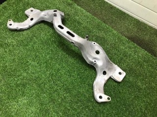 Кронштейн опоры ДВС передний, ориг. номер 7P5199207A, Porsche Cayenne GTS 958 2010-2014