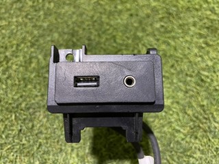 Разъем AUX USB, ориг. номер 7P5971086, Porsche Cayenne GTS 958 2010-2014