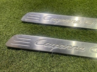 Накладки на порог, ориг. номер 958555467036M7, Porsche Cayenne GTS 958 2010-2014