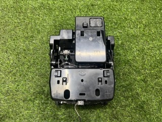 Вещевой ящик консоли, ориг. номер A2136808607, Mercedes-Benz E class W213 2016-2021