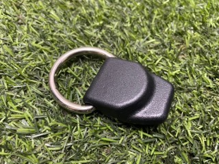 Крючок багажника, ориг. номер A0008604514, Mercedes-Benz E class W213 2016-2021
