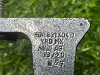 Петля двери (верхняя) передняя правая, ориг. номер 80A831404D, Audi Q5 FY B5 NY 2017-2020