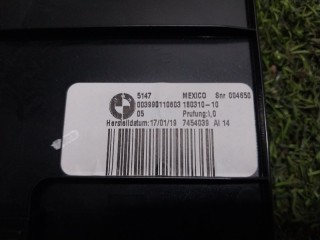 Накладка люка задняя, ориг. номер 51477454039, BMW X7 G07 2018-2022