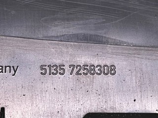 Накладка стойки двери передняя правая, ориг. номер 51337258308, BMW 3-Series F30 2015-2020