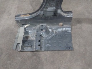 Центральная стойка правая, ориг. номер 41007298166, BMW 3-Series F30 2015-2020