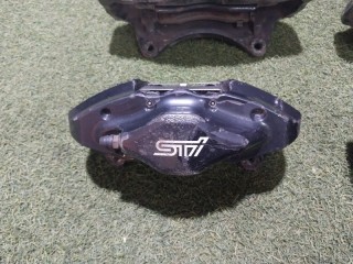 Комплект суппортов, ориг. номер 26292FG000, Subaru Impreza WRX STI
