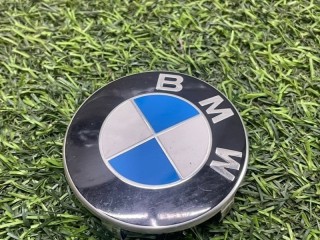 Эмблема крышки ДВС, ориг. номер 11147788967, BMW 3-Series F30 2015-2020