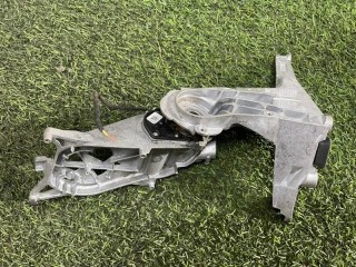 Корпус зеркала правый, ориг. номер 51168071174, BMW M5 CS F90