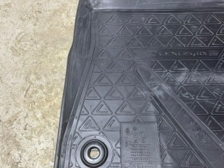 Коврик салона передний правый, ориг. номер PW2100E010C0, Lexus Rx