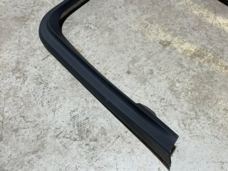 Накладка рамки двери задняя правая, ориг. номер 51427445504, BMW X5M F95 2019-2023