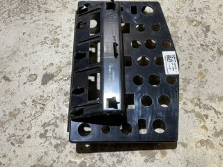 Кронштейн центральной консоли, ориг. номер 51166808658, BMW X5M F95 2019-2023