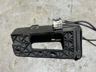 Кронштейн блока предохранителей, ориг. номер 1688026, Ford Focus 3 2011-2015