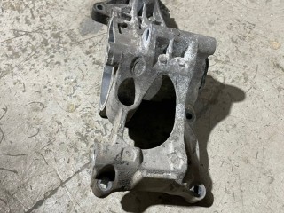 Кронштейн помпы, ориг. номер 11517644809, BMW 3-Series F30 2015-2020