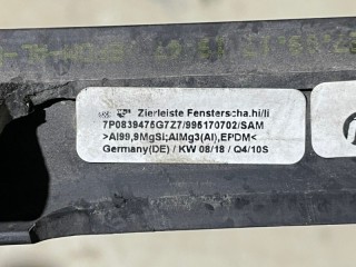 Накладка молдинг двери задняя левая, ориг. номер 7P0839475G, Volkswagen Touareg 2 2010-2014