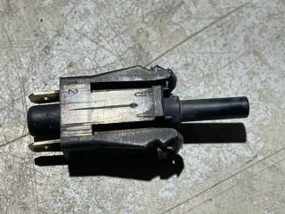 Датчик закрывания двери, ориг. номер A0015458714, Mercedes-Benz 190 w201