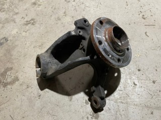 Кулак поворотный передний правый, ориг. номер 6C0407256A, Volkswagen Polo