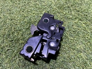 Замок капота, ориг. номер 5U0823509G, Volkswagen Polo