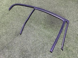 Уплотнитель стекла двери задний правый, ориг. номер 51357414534, BMW f30 2011-2016